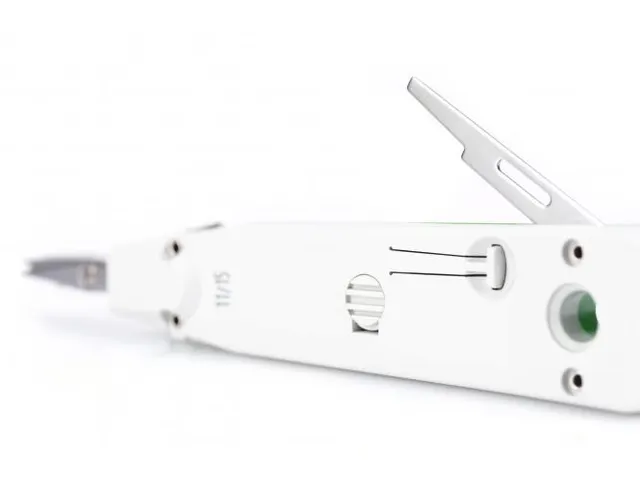 LSA-Plus inbrenginstrument met sensor punch-down gereedschap