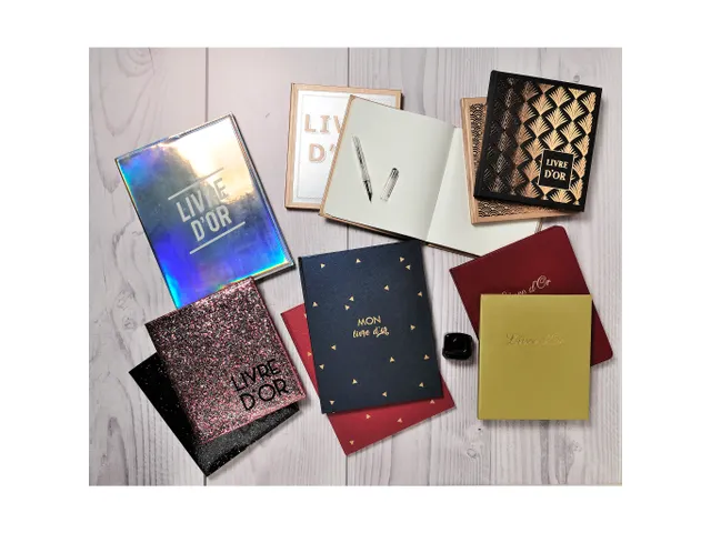 Livre d'or 100 pages tranche argent - Format 27x22cm - GLOSSY - Visuel