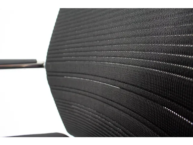 Chaise pour visiteurs Linea Omnia 05 noir/noir