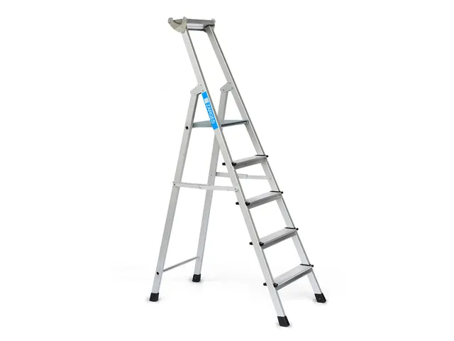 escabeau industriel,à un côté,5marche(s),Hauteur 1,24m,lisse L 2,1m