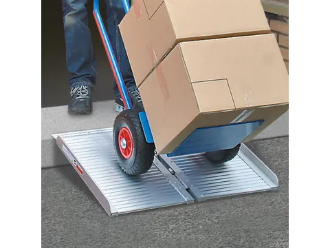 inklapbare oprijplaat,LxB 1200x705mm,draagverm. 270kg,aluminium