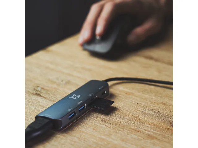 Xwh-Hub6-13 Xtrememac Type-C Hub