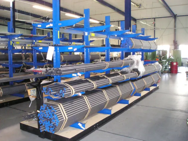 Draagarmstelling 2480x5366x620mm 6etages 1050kg/etage Ral5010