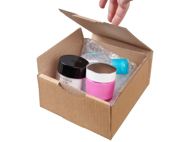 Postdoos IEZZY 430x300x120mm B-golf bruin