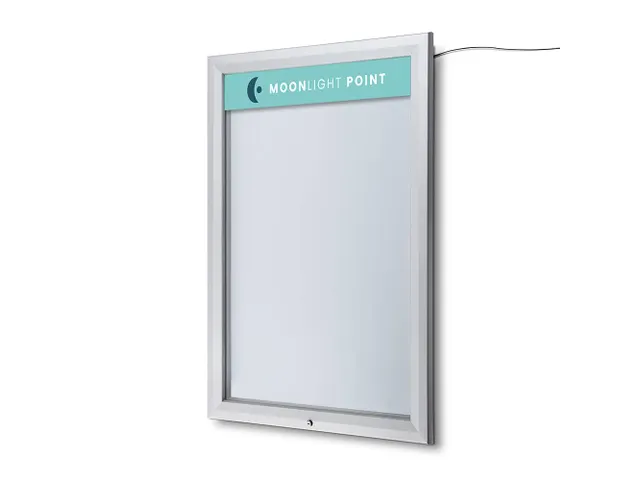 Outdoor mededelingenbord 9x A4 met logopaneel LED verlicht