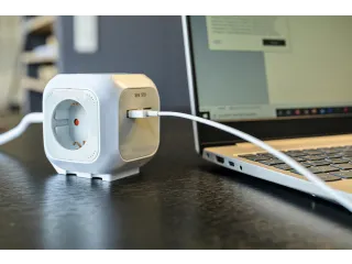 Stekkerblok Brennenstuhl 4 voudig inclusief 2 USB 140cm wit/grijs - 3