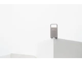 256GB DataTraveler Micro 200MB/s Metal USB 3.2 Gen 1 - 4