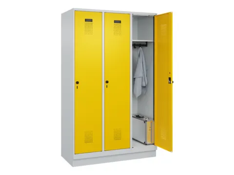 locker,HxBxD 1950x1200x500mm,3vak,vak B 400mm,draaigrendel,sokkel