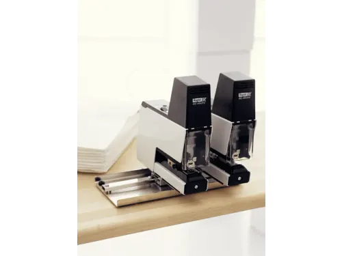 classic contactloze elektrische nietmachine 105E tot 50 vel