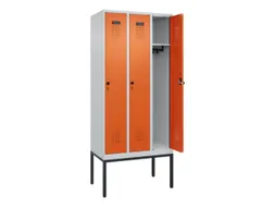 locker,HxBxD 2120x900x500mm,3vak,vak B 300mm,draaigrendel