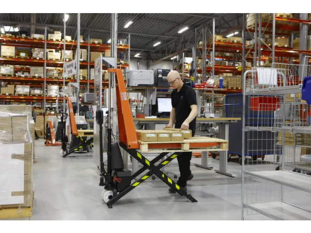 elektrische schaarhefwagen,draagverm. 1000kg,vork L 1190mm