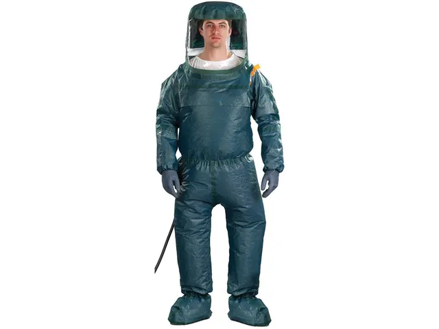 Ansell AlphaTec 4000 overall, model 754 - L