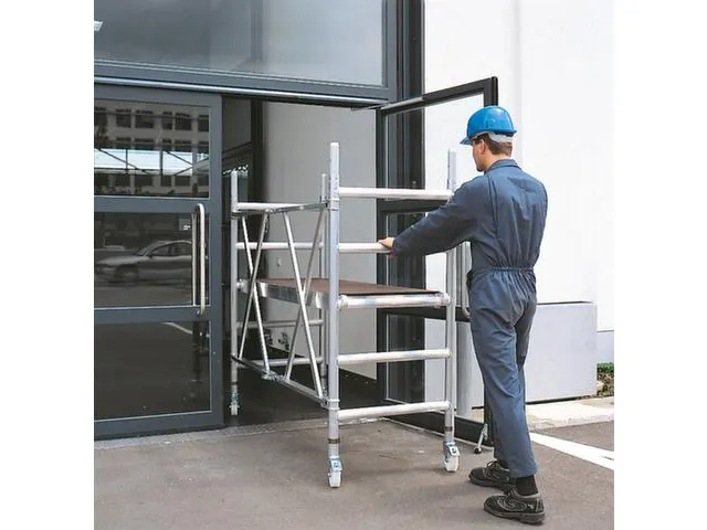 Échafaudage Pliant H Travail 2,95m Échafaudage HxlxP 1,65x0,75x1,80m