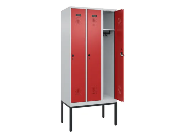 locker,HxBxD 2120x900x500mm,3vak,vak B 300mm,draaigrendel