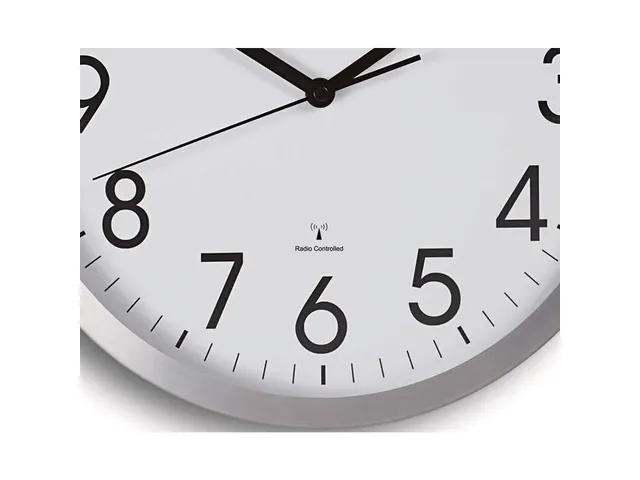 Wandklok MAUL Move RC Ø30,5cmx4.5cm aluminium/wit incl.batterij