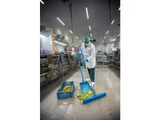 Vikan Hygiene combiveger hard/zachte vezels 610mm paars - 4