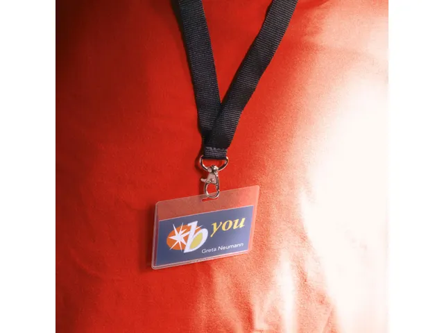 Badge Durable 8600 + Textielband 60x90mm Zwart