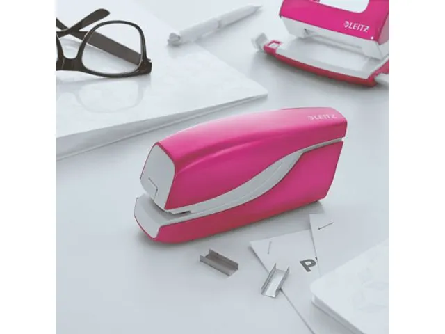 Nietmachine Leitz WOW NeXXt elektrisch roze 10vel