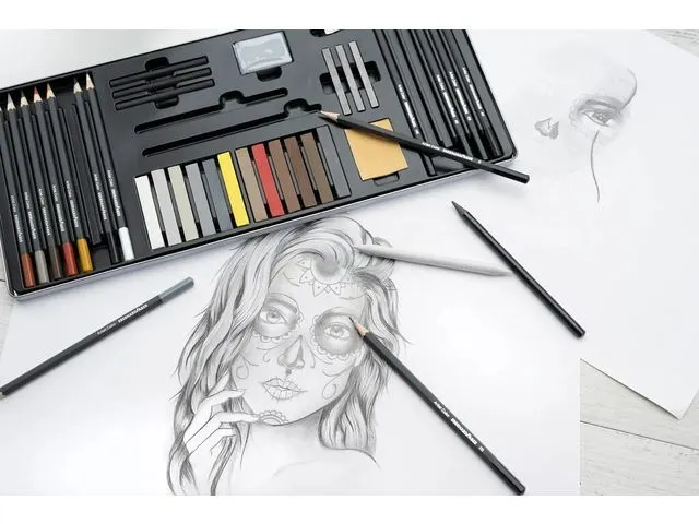 Tekenset Eberhard Faber Artist Color bliketui 37 stuks