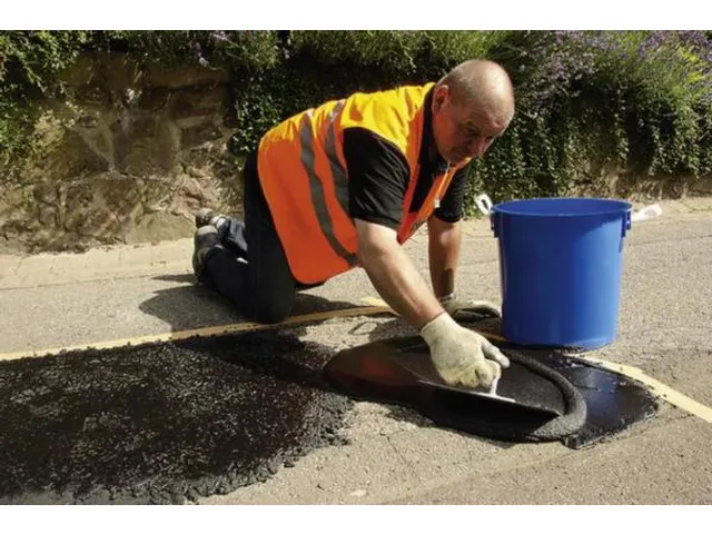 vloerreparatie,5kg bindmiddel/15kg zand,RAL7021