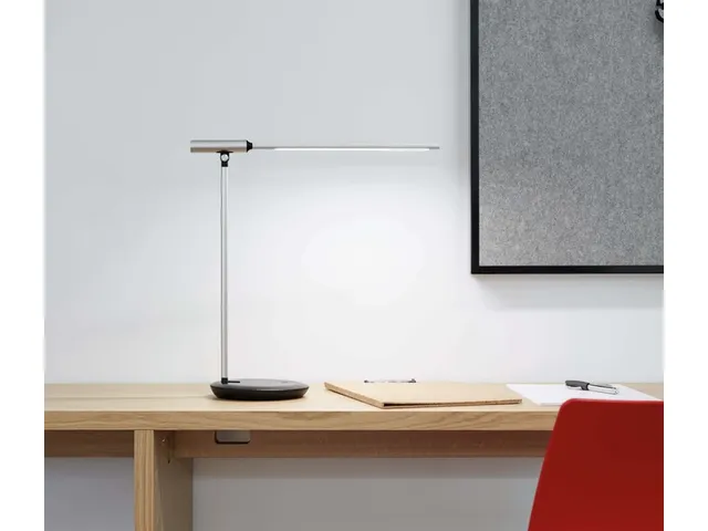 Bureaulamp MAULrubia zilvergrijs USB-poort dimbaar