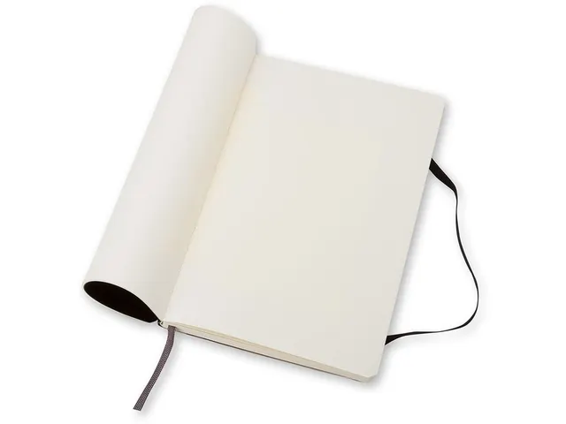 Notitieboek Moleskine large 130x210mm blanco soft cover zwart