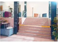 afbakeningssysteem paal satijn met riem L 3.7m bandkleur oranje