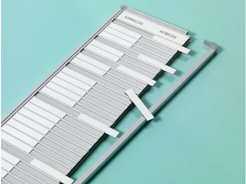 Aan- en afwezigheidsbord 24x75cm 30 namen Softline profiel 16mm