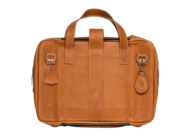 R-Go Viva 15.6 inch Laptoptas Leer Bruin