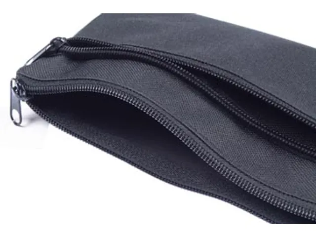 Trousse, Plat, Noir