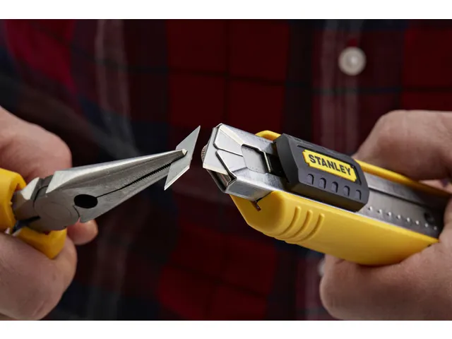 Afbreekmes Stanley FATMAX 18mm