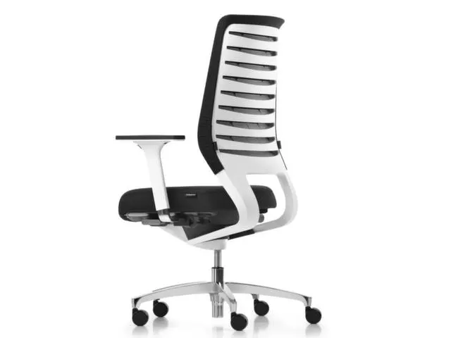 Siège De Bureau Pivotant Assise Noire Dossier Noir Hxlxp 1010-1130X49