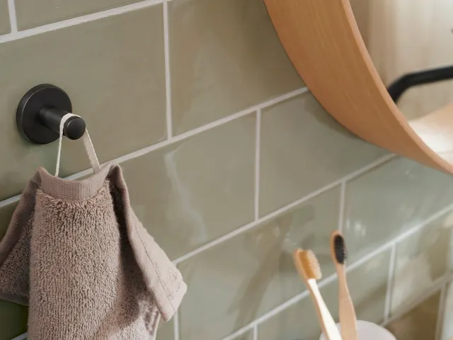 Handdoekhaak tesa Moon 40563 Zwart metaal Zelfklevend