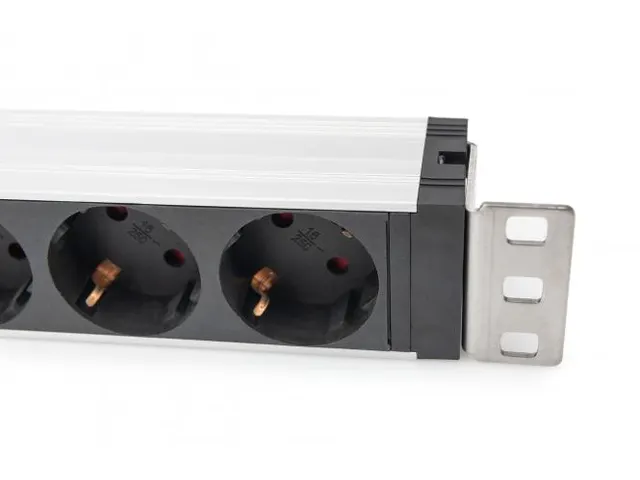 Stekkerdoos Met Aluminum Profiel en Schakelaar 5-voudig stopcontact