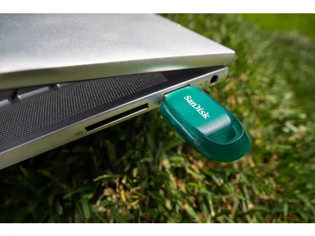USB stick 3.2 SanDisk Ultra Eco USB-A 64GB