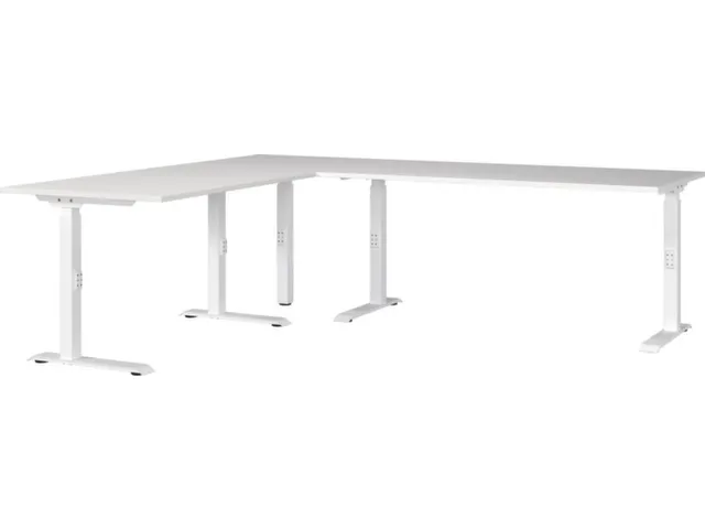 hoekbureau,in h. verstelb.,HxBxD 710-910x2400x2000mm,blad wit