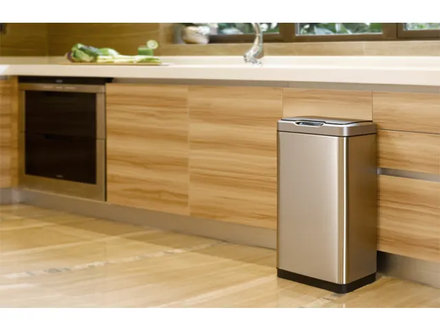 Stijlvolle Afvalbak Mirage Sensor Bin 30 Liter Mat Rvs Zwart