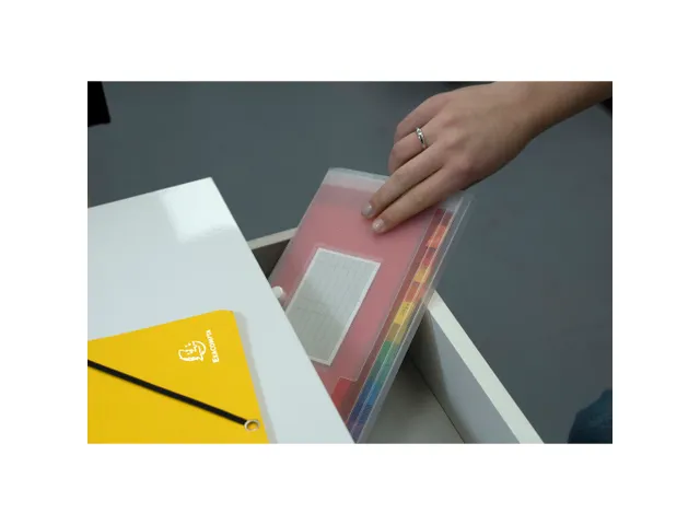 Trieur midi 7 compartiments en polypropylène Crystal - 14x26cm - Cris