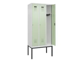 locker,HxBxD 2120x900x500mm,3vak,vak B 300mm,cil.-slot,voetonderstel - 1