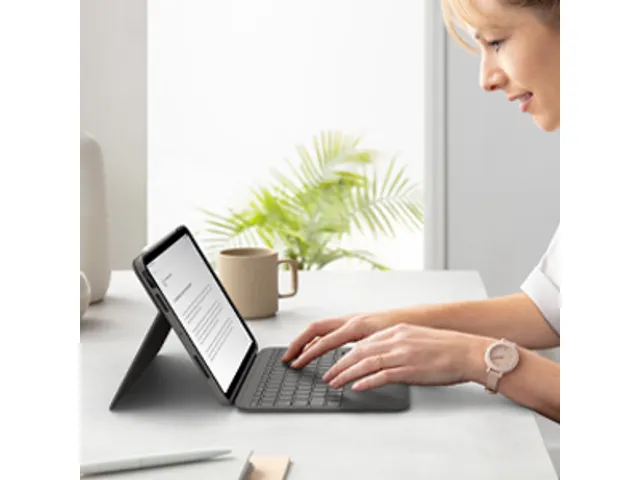 Logitech Folio Touch toetsenbord QWERTY UK International Smart Connect