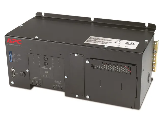 APC DIN-Rail UPS SUA500PDRI-S - 500VA, 230V, Power Module + Accu