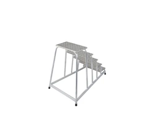 Montagetrap Aluminium H 1 0M 5Treden Incl. Platform Treden Traanplaat