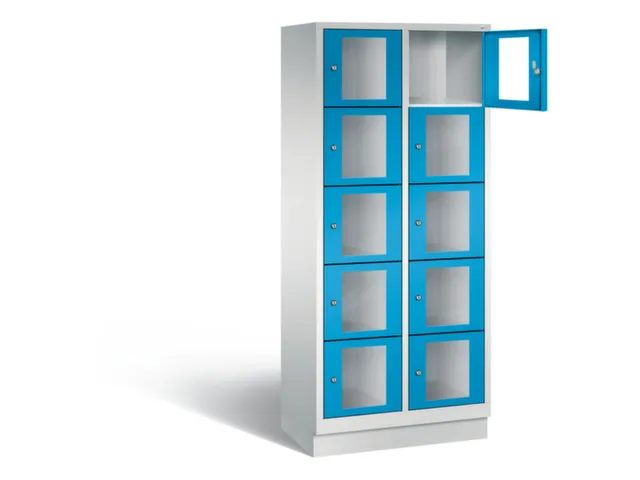 Lockerkast 1800x810x500mm 2x5 vakken Cilinderslot, Sokkel, RAL5012