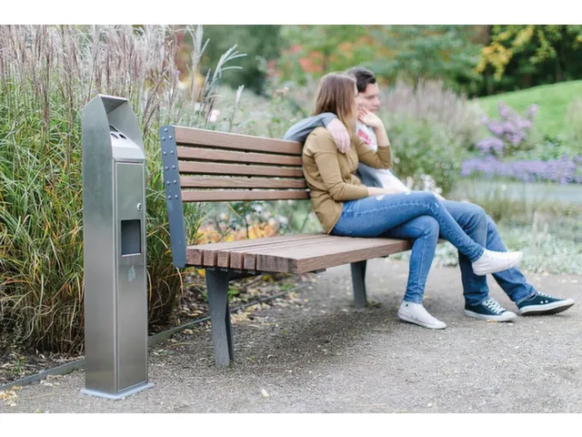 Poubelle avec cendrier acier inoxydable 1000x240x190mm