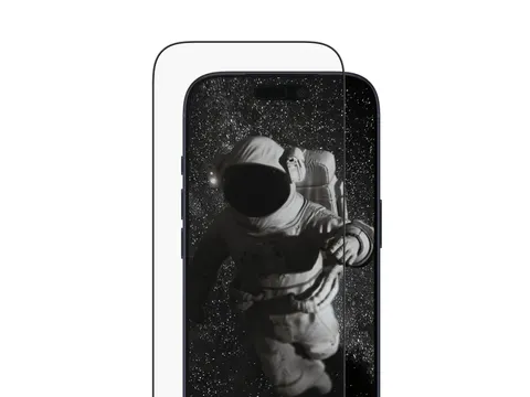 PanzerGlass Ceramic Screen Protector iPhone 17 Pro | Ultra-Wide Fit