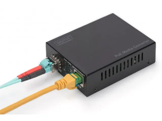 Gigabit PoE Media Converter RJ45/SFP PSE 802.3at 30W tot 80 km
