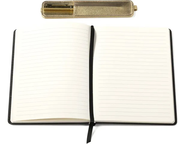Carnet de notes avec stylo et étui ligné noir 15x20cm