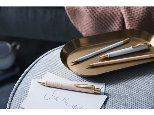 Grafietpotlood Faber-Castell Urban pale rose