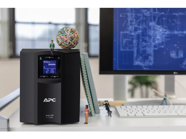 APC Smart-UPS SMC1500IC Onduleur - 8x C13, USB, SmartConnect, 1500VA