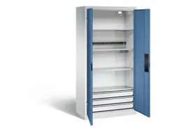 acculaadkast 1950x930x500mm 5stekkerdozen 230V cil.-slot front RAL5023